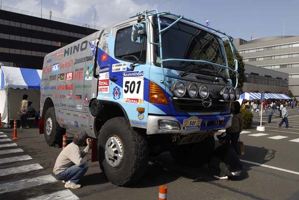 日野自動車さくら祭