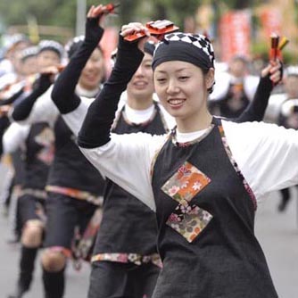 日野市役所踊り子チーム　誠楽