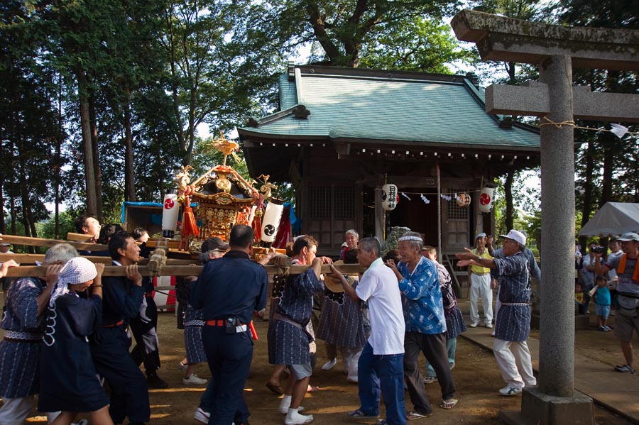 時を渡る神輿