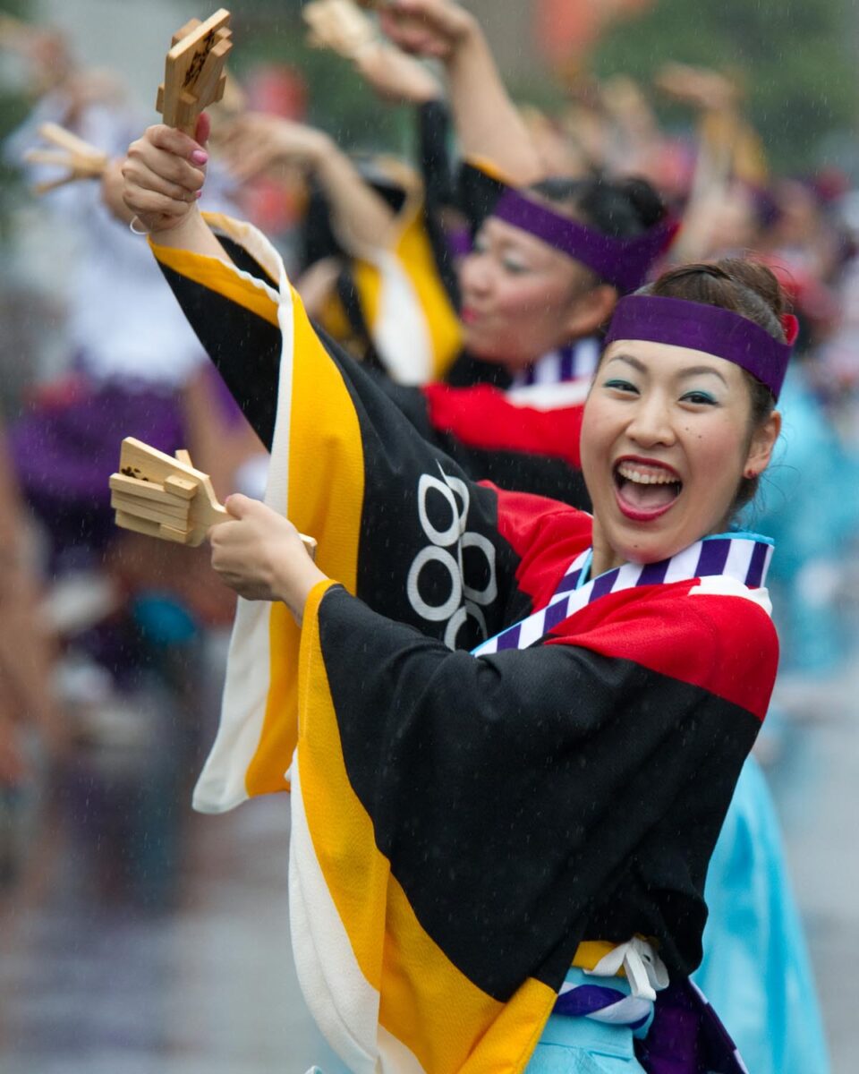 熱気で雨も吹き飛ばしたひのよさこい祭