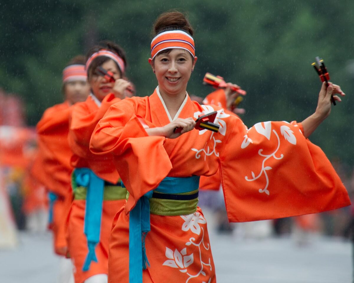 熱気で雨も吹き飛ばしたひのよさこい祭