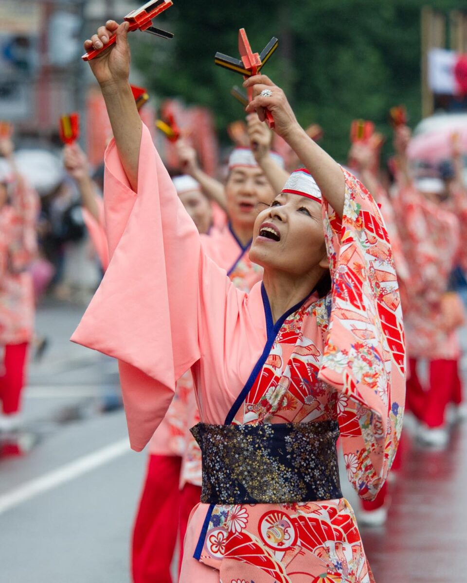 熱気で雨も吹き飛ばしたひのよさこい祭