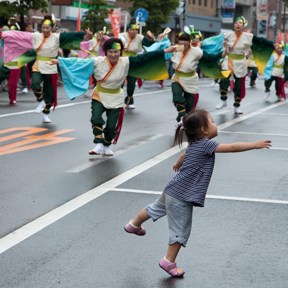 熱気で雨も吹き飛ばしたひのよさこい祭