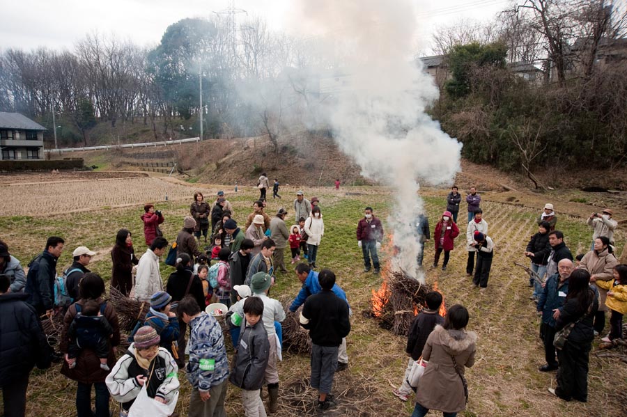 「巽聖歌生誕記念」たき火の会