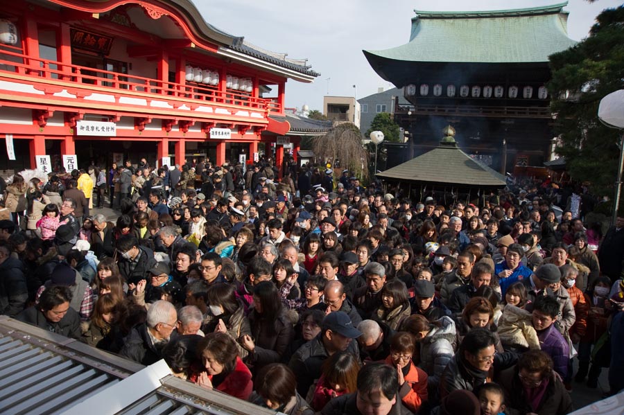 高幡不動尊初詣情報