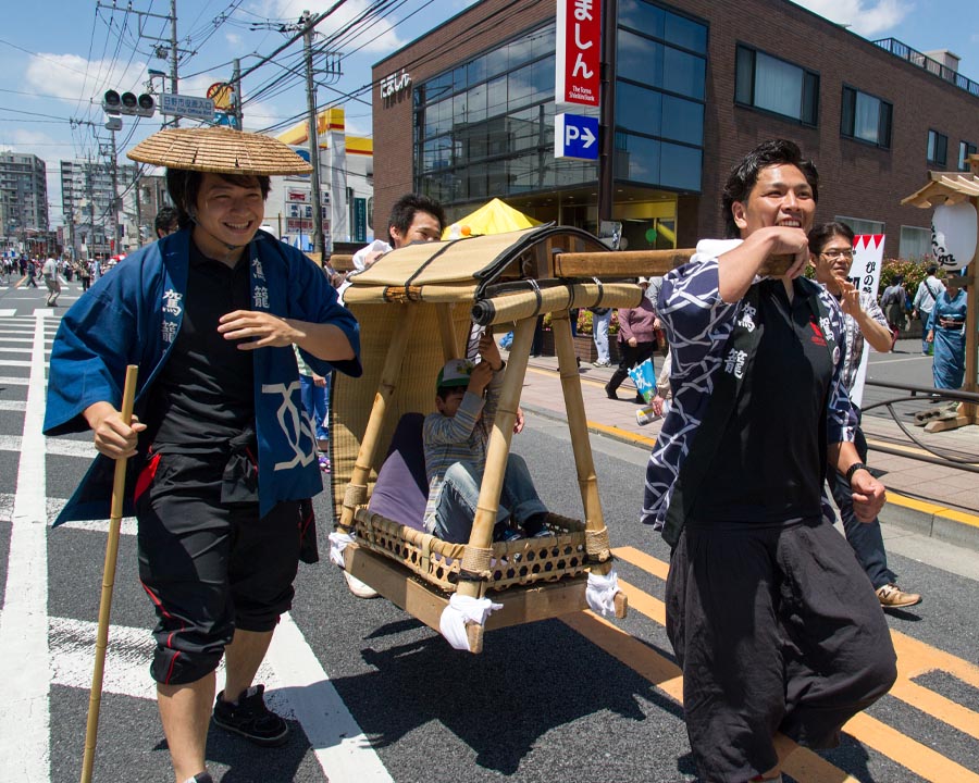 苦節三年、晴れ晴れパレード、新選組が帰ってきた