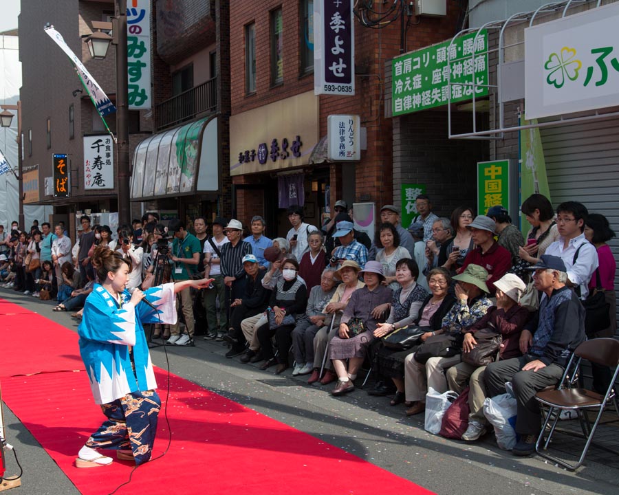 苦節三年、晴れ晴れパレード、新選組が帰ってきた