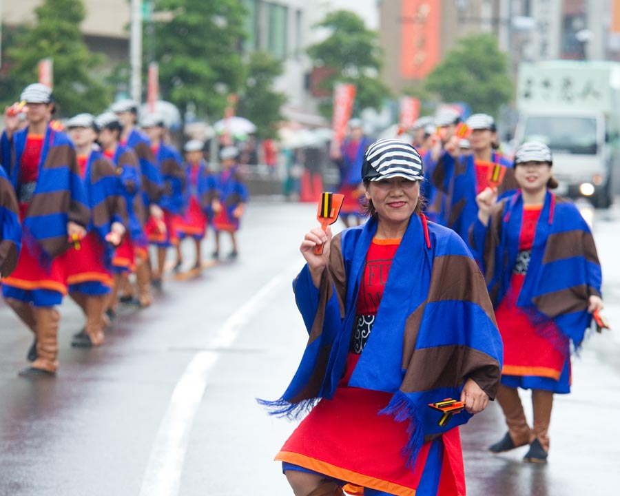 熱気で雨も吹き飛ばしたひのよさこい祭