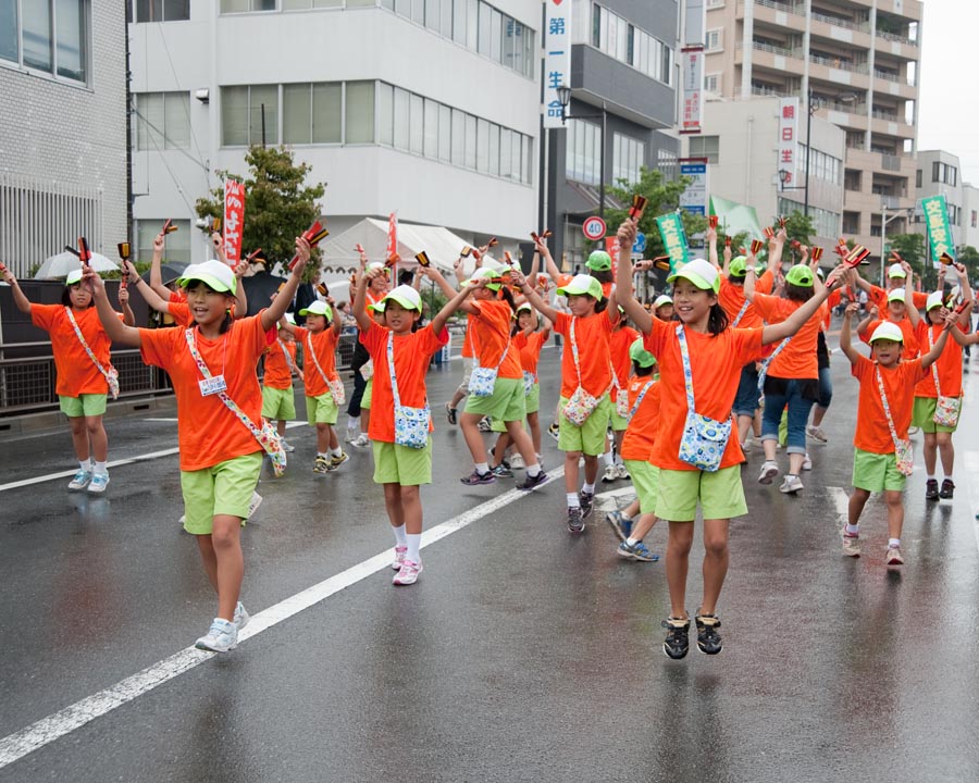 熱気で雨も吹き飛ばしたひのよさこい祭