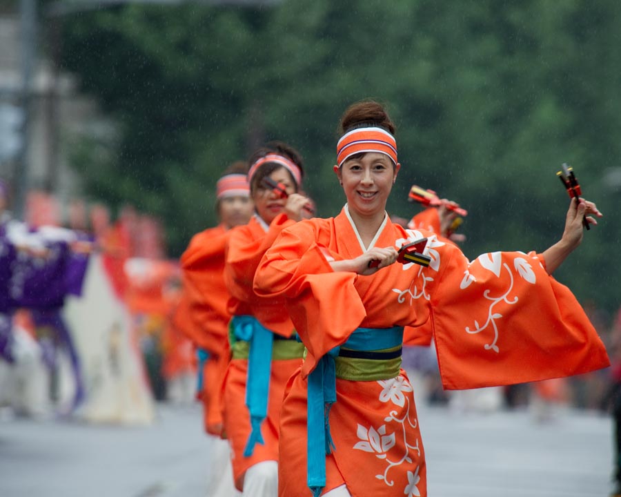 熱気で雨も吹き飛ばしたひのよさこい祭