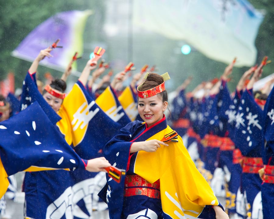 熱気で雨も吹き飛ばしたひのよさこい祭