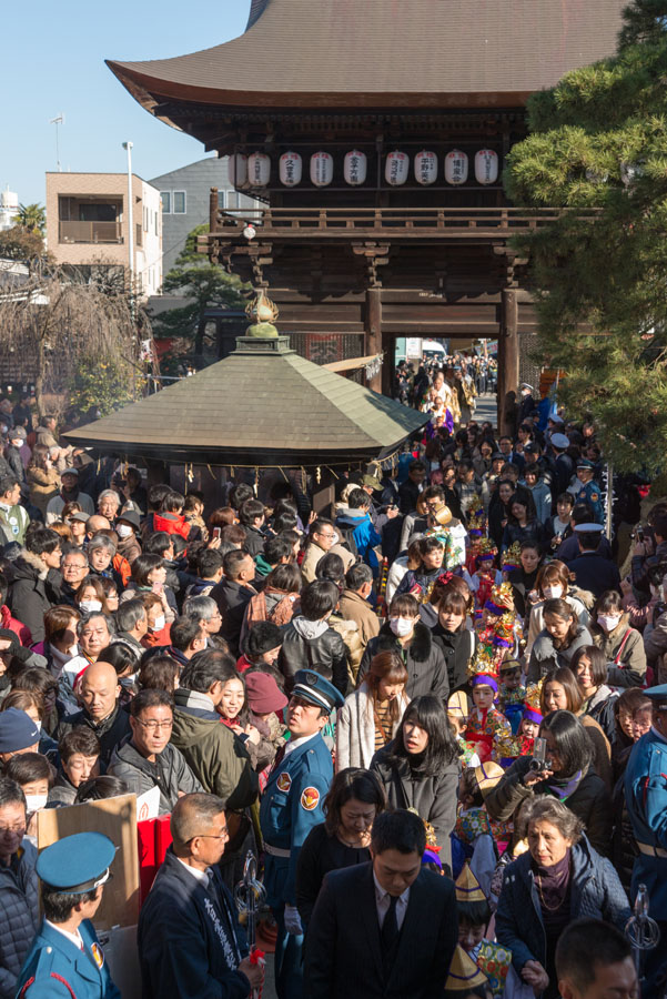 高幡不動尊初不動大祭開催