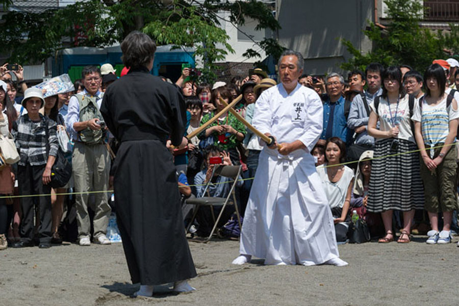 ひの新選組まつり　八坂神社奉納試合、剣術演武開催