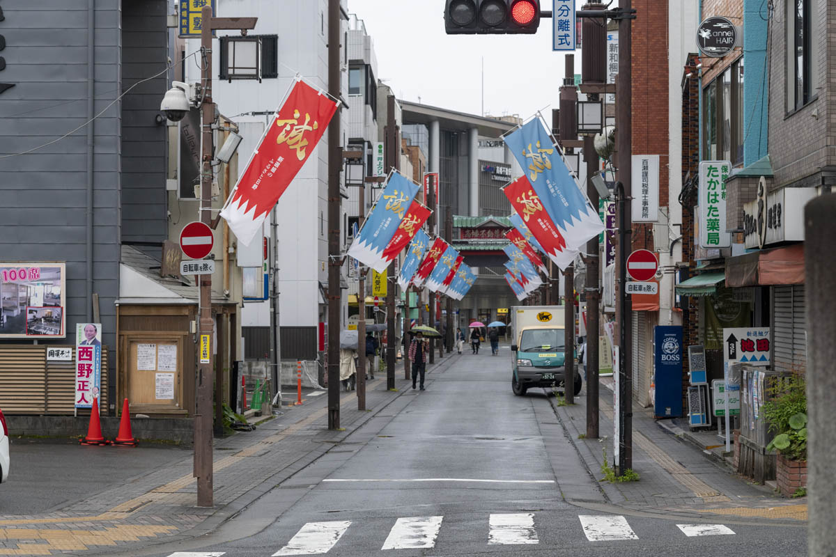 ひの新選組まつり「待たせたな！」、でも、雨には参った、ねっ。