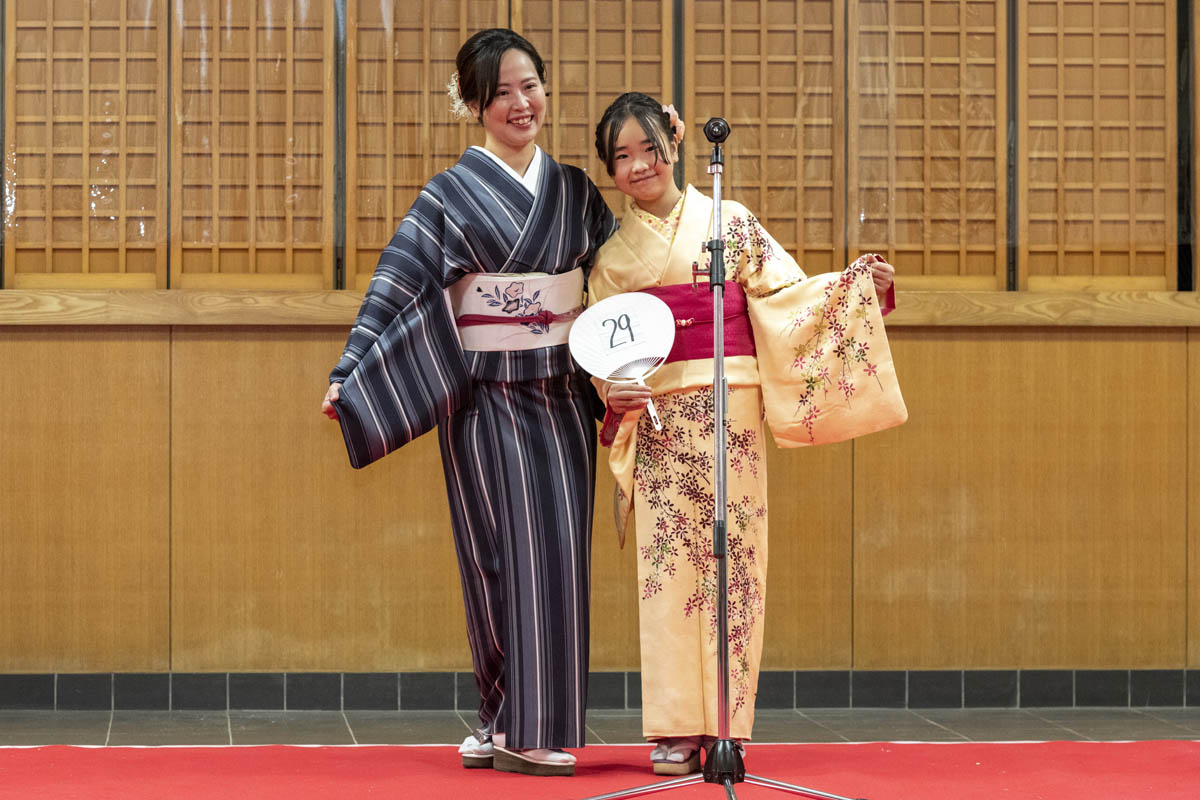 ひの新選組まつり「待たせたな！」、でも、雨には参った、ねっ。