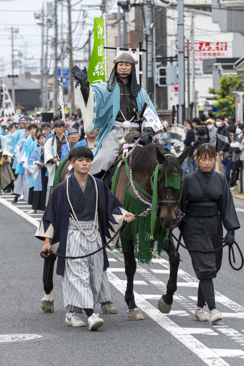 ひの新選組まつり「待たせたな！」、でも、雨には参った、ねっ。