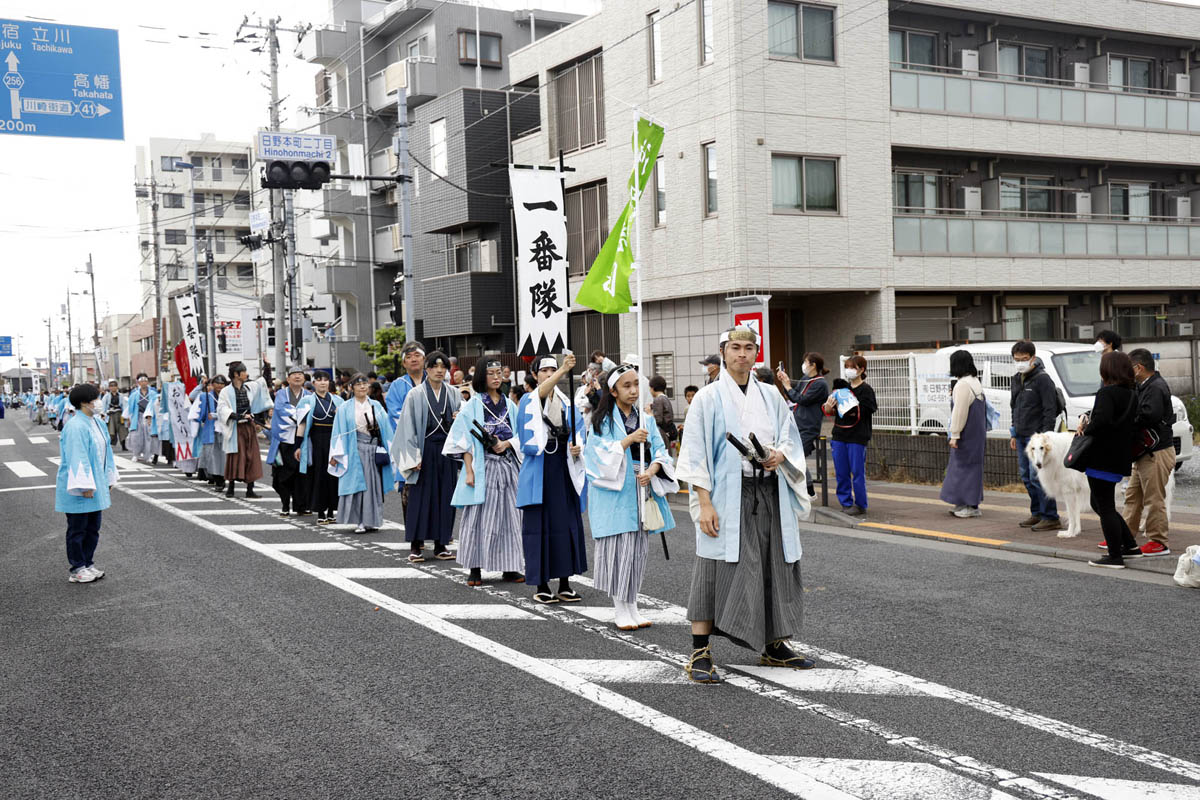 ひの新選組まつり「待たせたな！」、でも、雨には参った、ねっ。