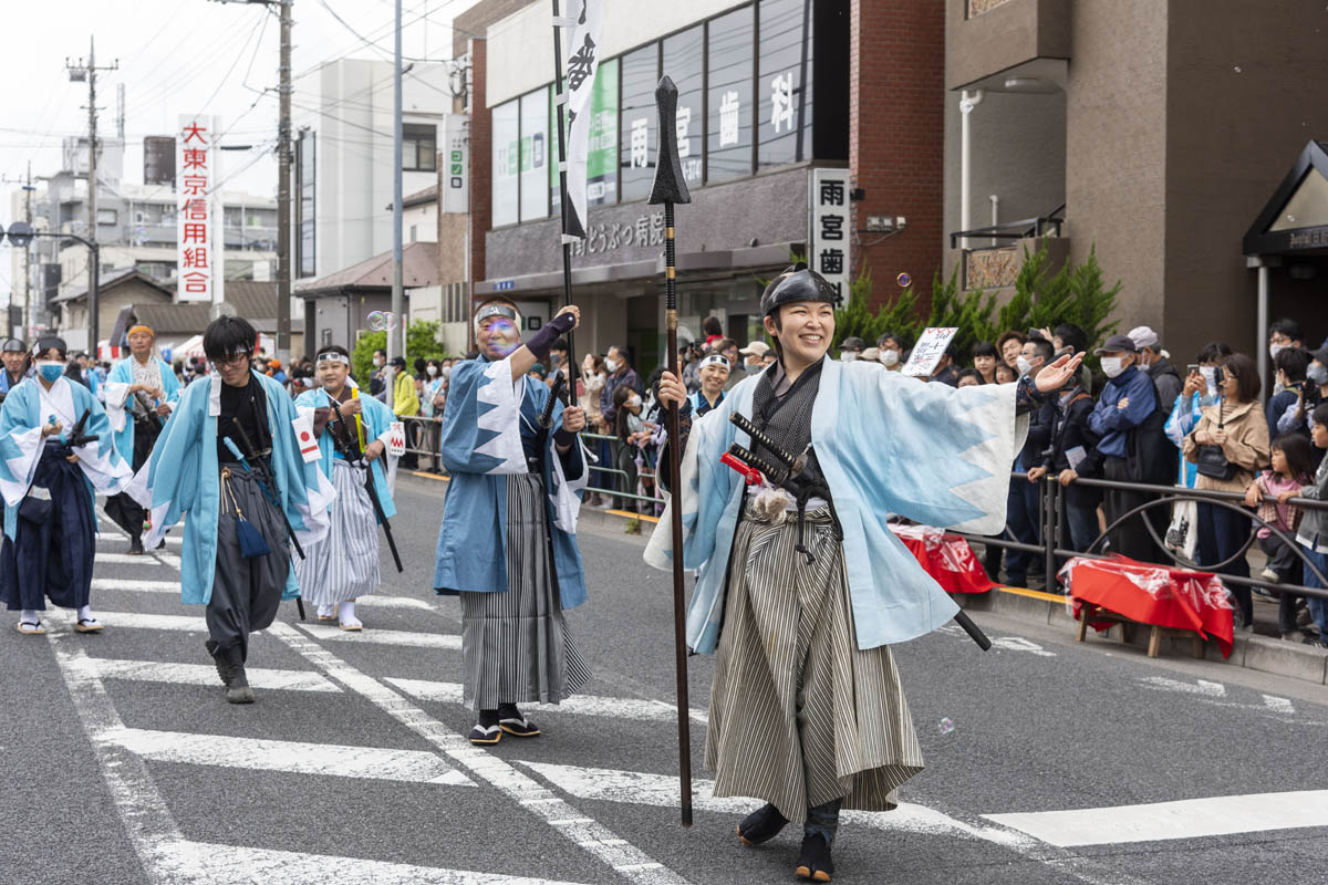 ひの新選組まつり「待たせたな！」、でも、雨には参った、ねっ。