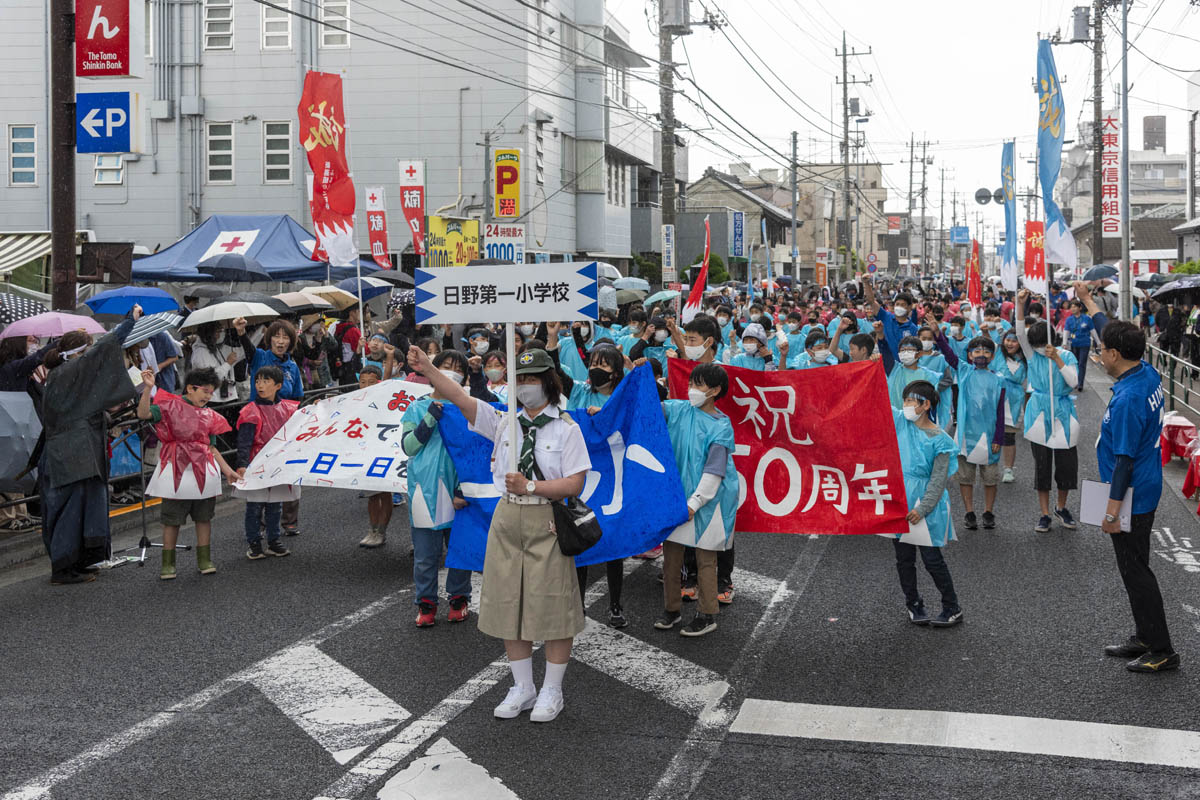 ひの新選組まつり「待たせたな！」、でも、雨には参った、ねっ。