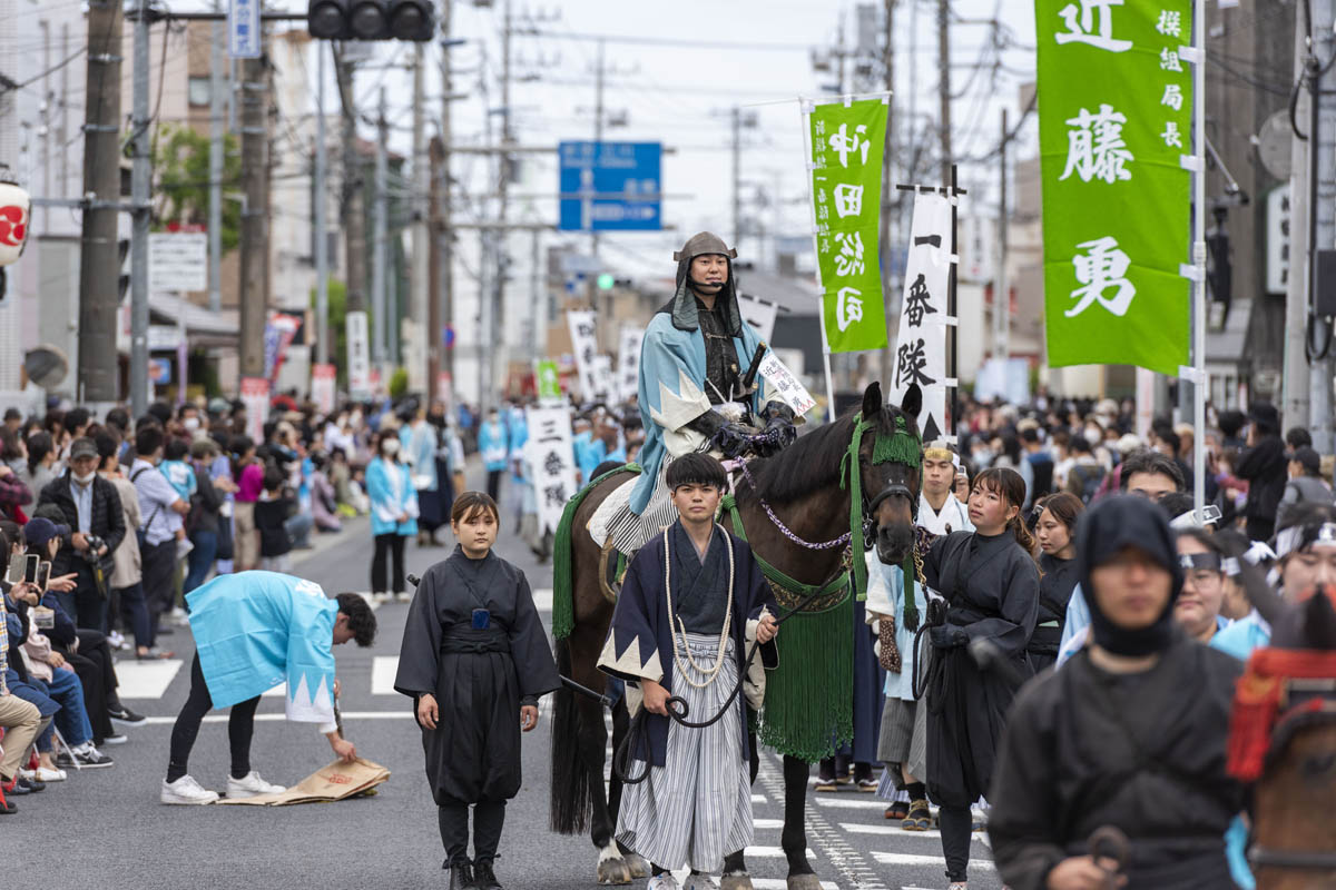 ひの新選組まつり「待たせたな！」、でも、雨には参った、ねっ。