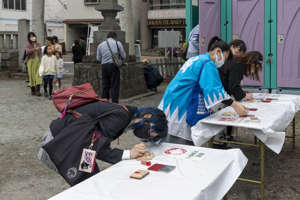 ひの新選組まつり「待たせたな！」、でも、雨には参った、ねっ。