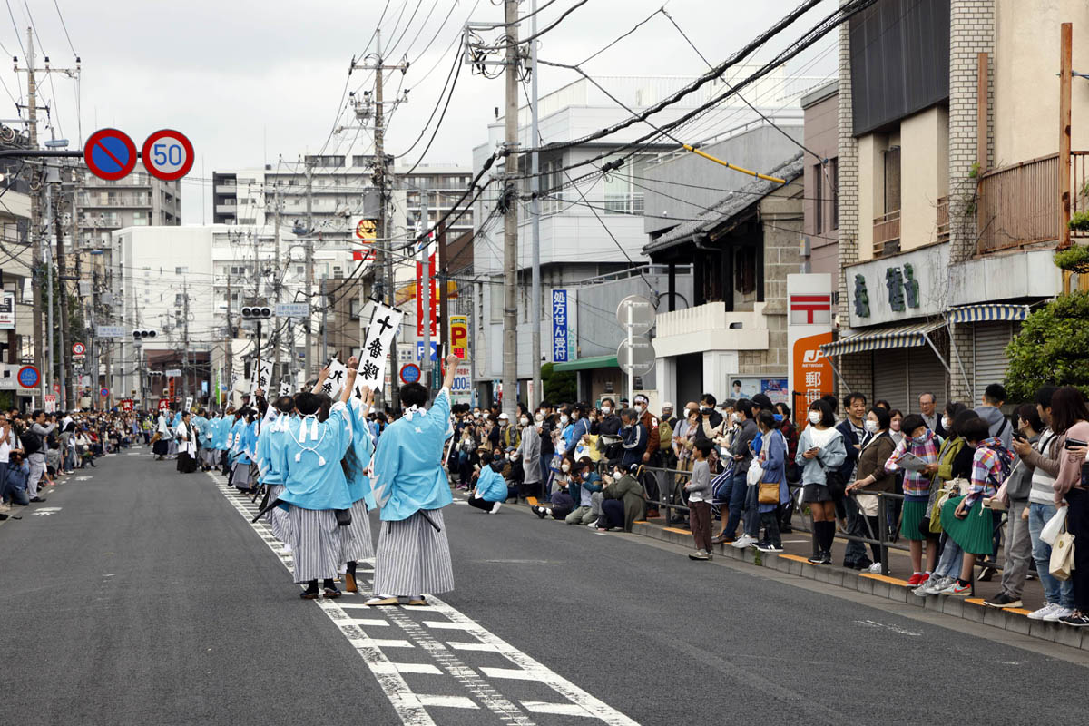 ひの新選組まつり「待たせたな！」、でも、雨には参った、ねっ。