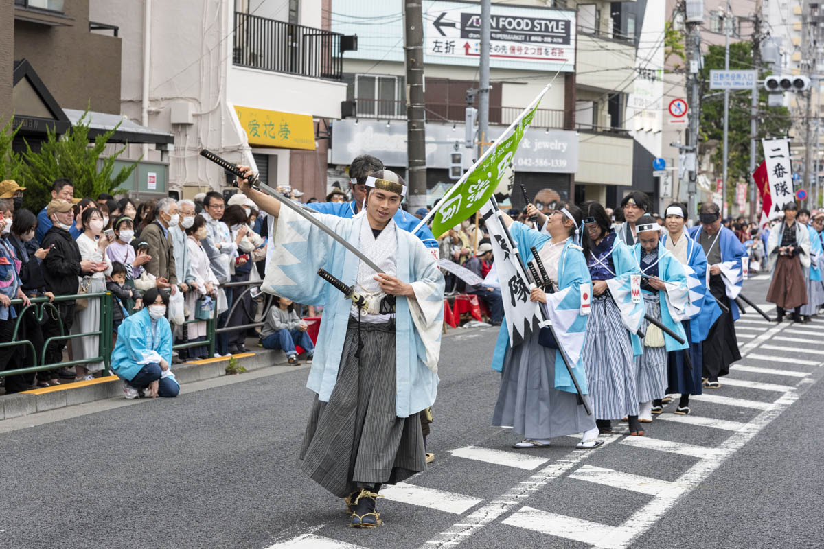 ひの新選組まつり「待たせたな！」、でも、雨には参った、ねっ。