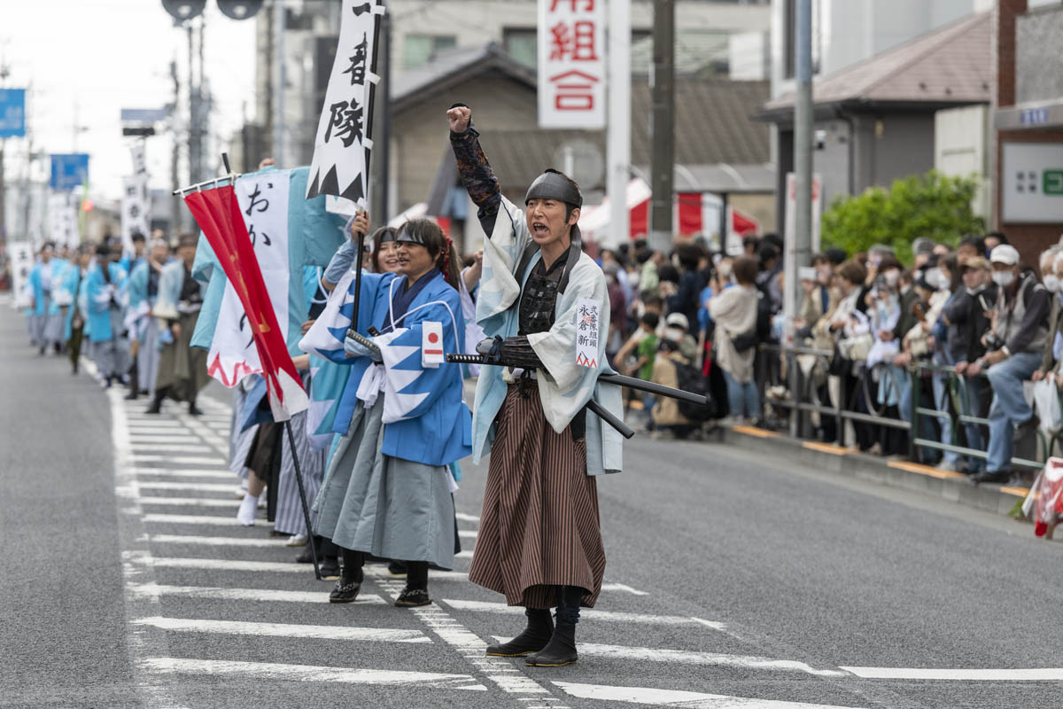 ひの新選組まつり「待たせたな！」、でも、雨には参った、ねっ。