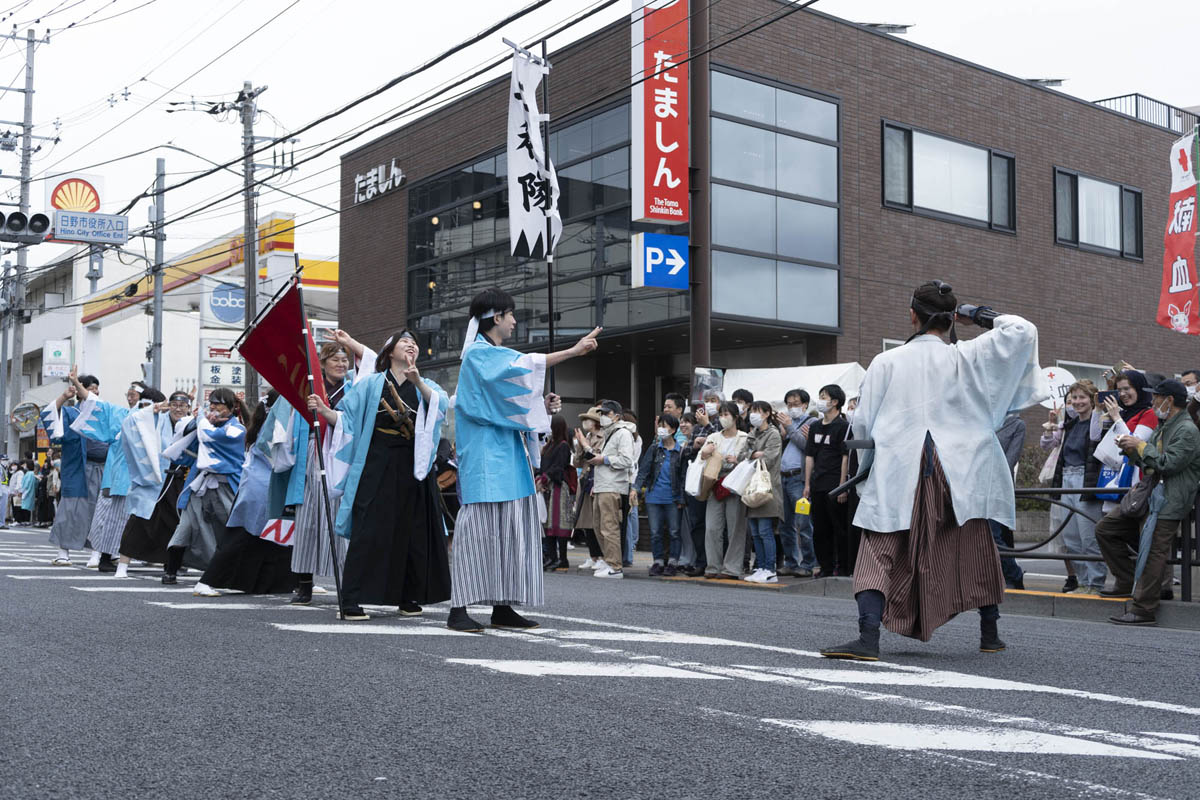 ひの新選組まつり「待たせたな！」、でも、雨には参った、ねっ。