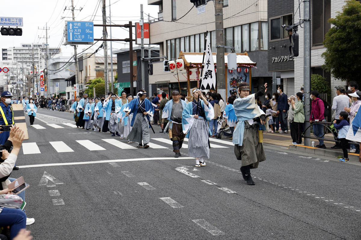 ひの新選組まつり「待たせたな！」、でも、雨には参った、ねっ。