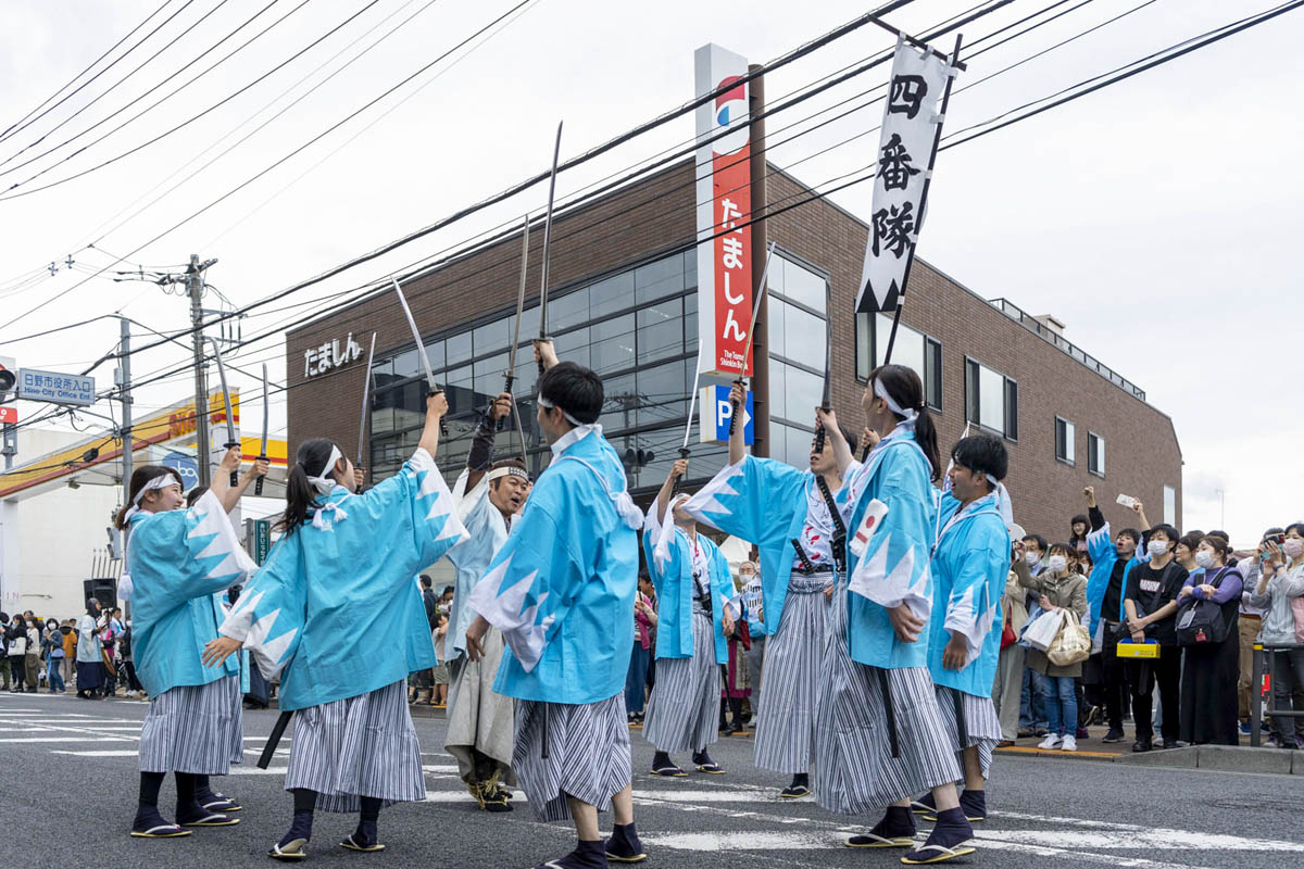 ひの新選組まつり「待たせたな！」、でも、雨には参った、ねっ。