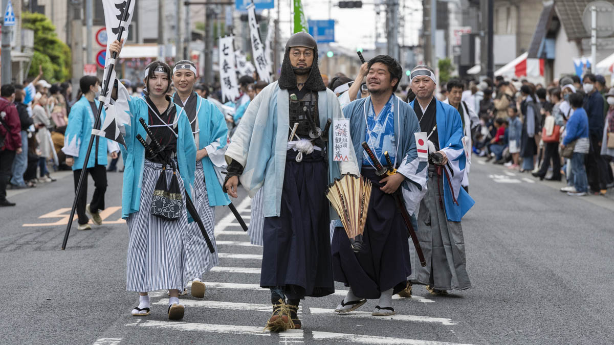 ひの新選組まつり「待たせたな！」、でも、雨には参った、ねっ。