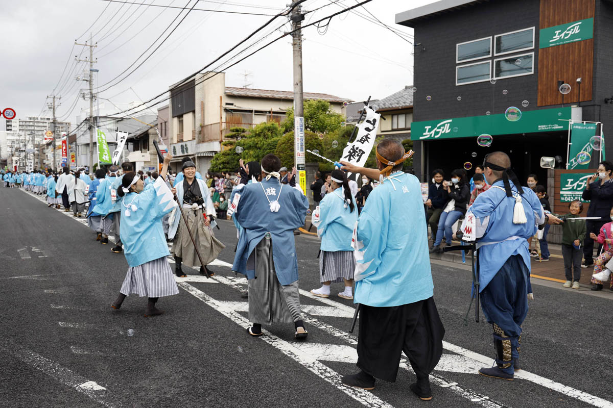 ひの新選組まつり「待たせたな！」、でも、雨には参った、ねっ。