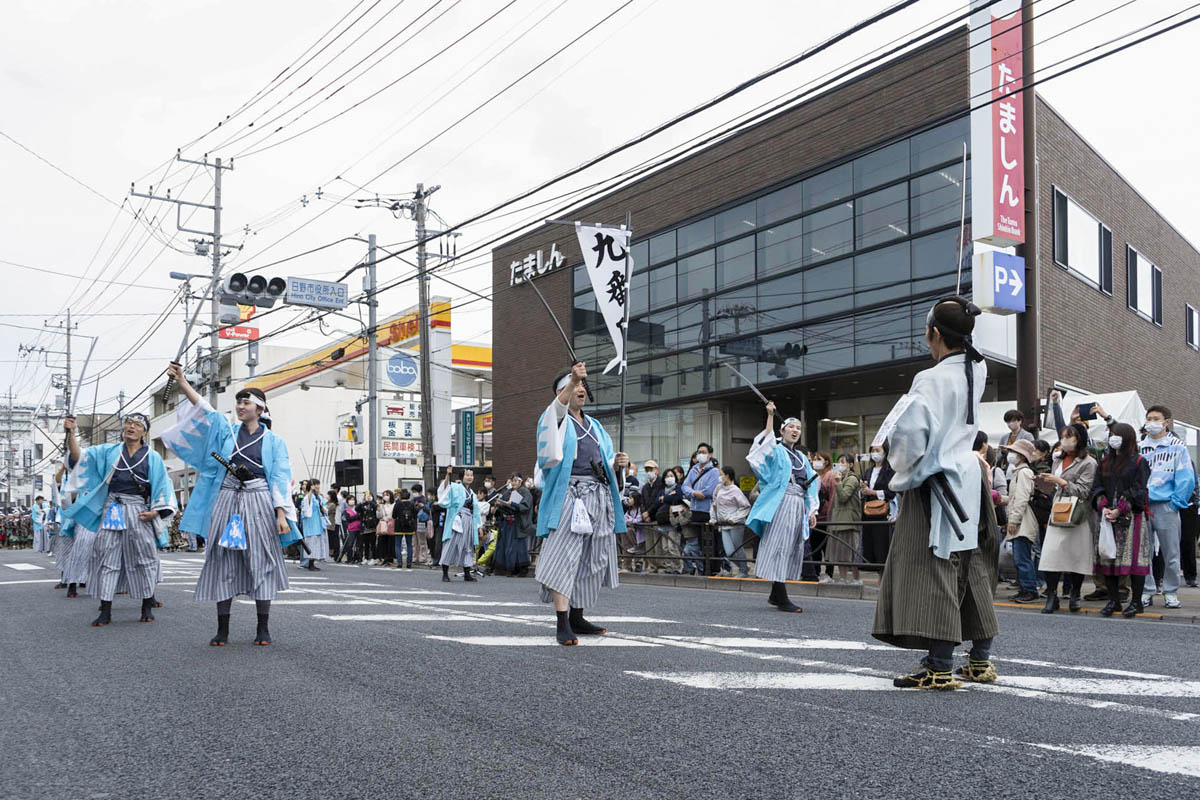 ひの新選組まつり「待たせたな！」、でも、雨には参った、ねっ。