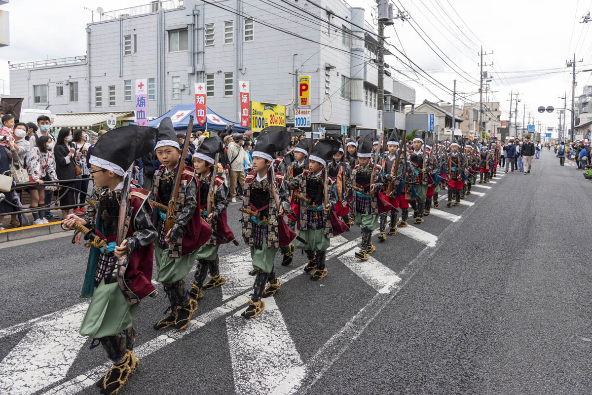 ひの新選組まつり「待たせたな！」、でも、雨には参った、ねっ。