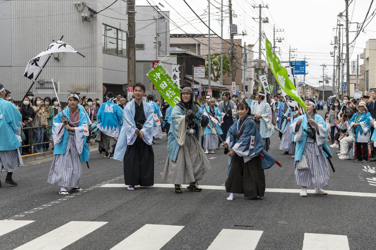 ひの新選組まつり「待たせたな！」、でも、雨には参った、ねっ。